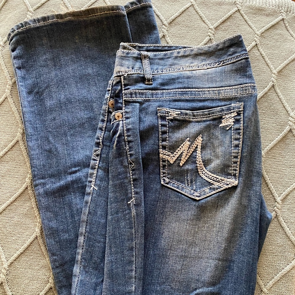 Women’s blue jeans